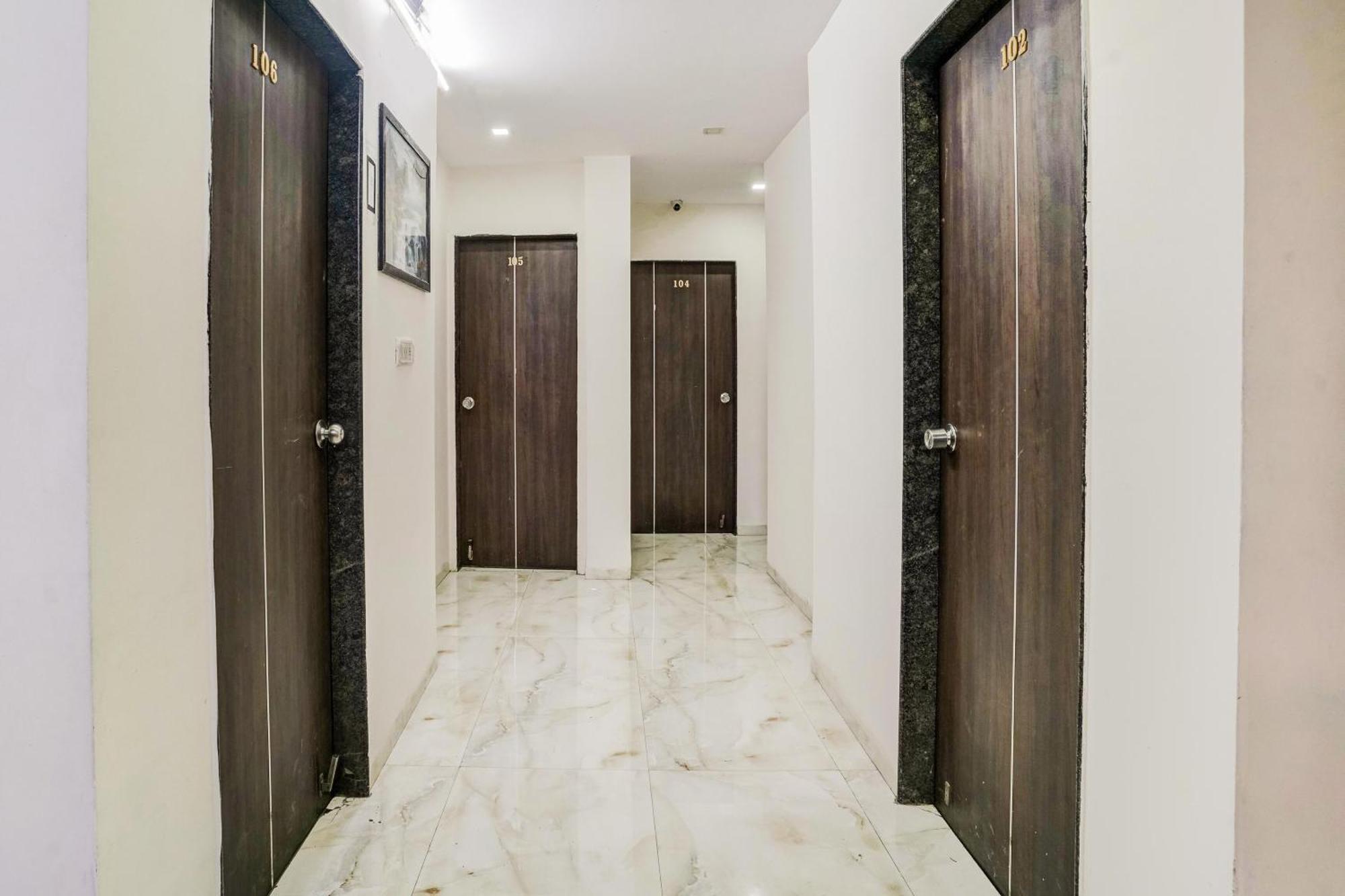 Super Hotel O Nashik Near Vijay Mamta Theatre Formerly Sahara Inn Dış mekan fotoğraf