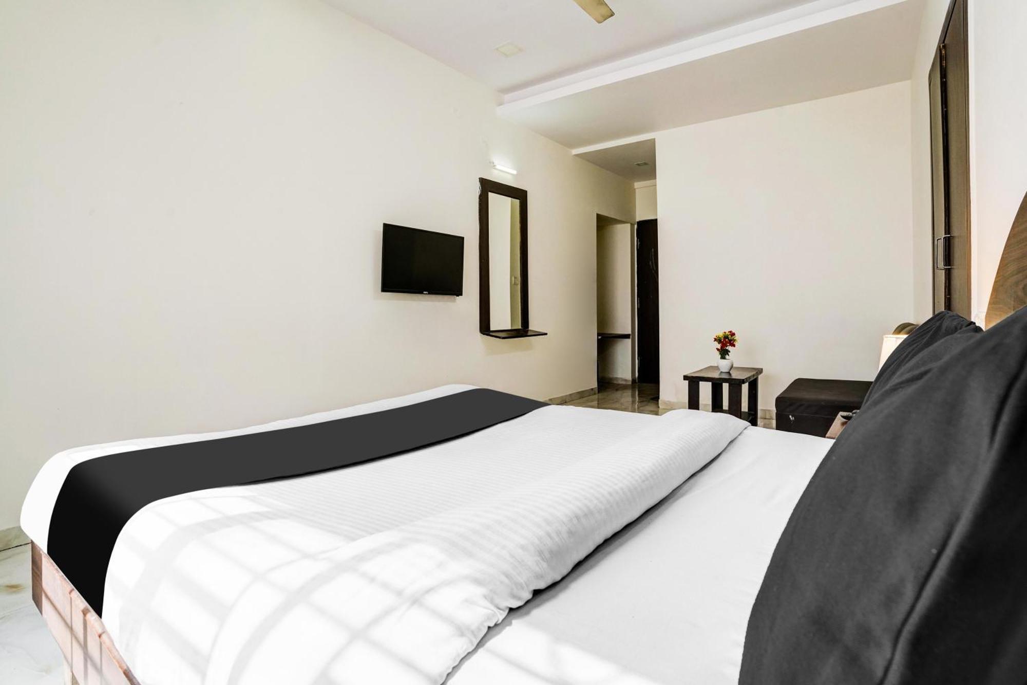 Super Hotel O Nashik Near Vijay Mamta Theatre Formerly Sahara Inn Dış mekan fotoğraf