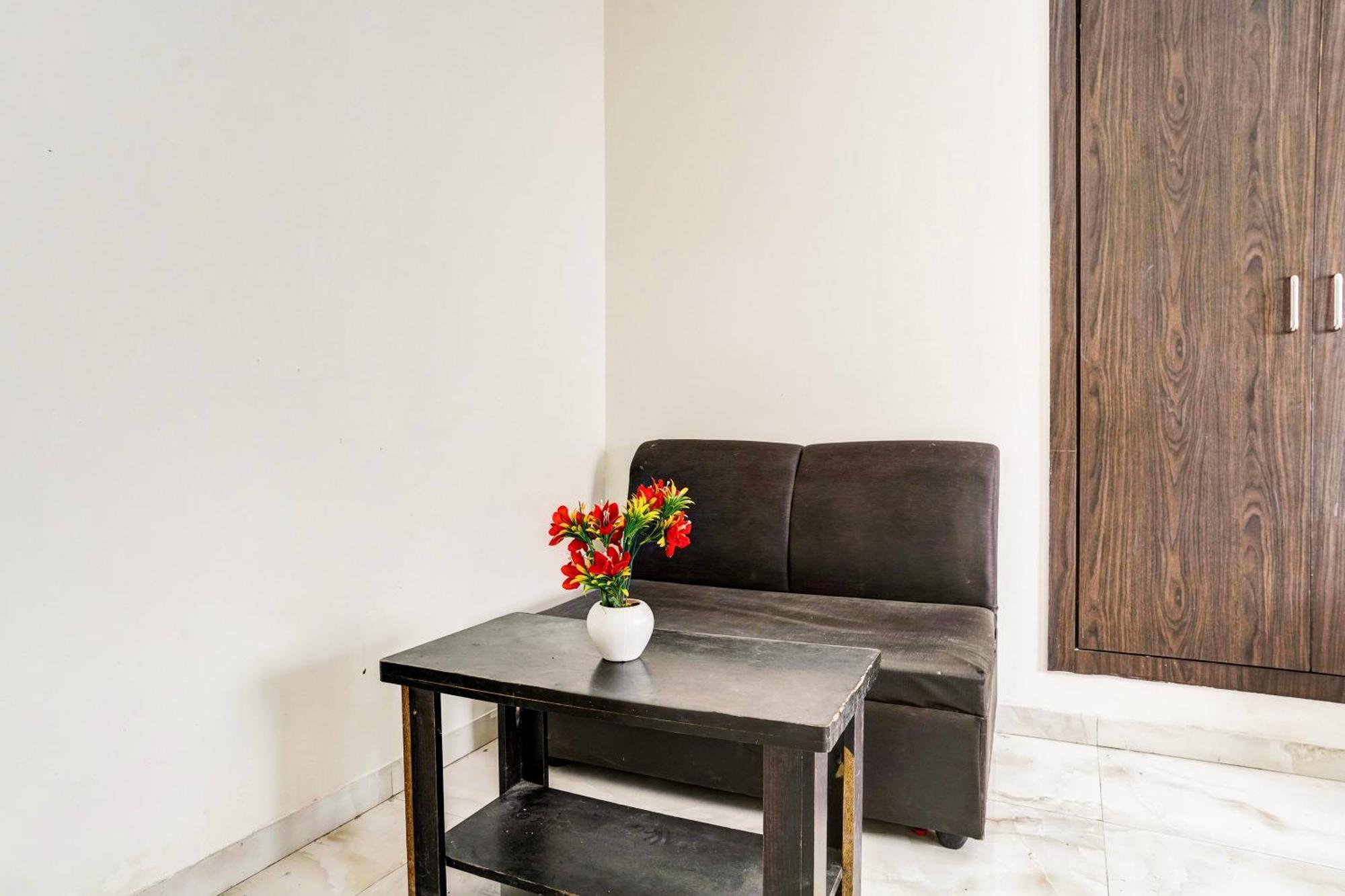 Super Hotel O Nashik Near Vijay Mamta Theatre Formerly Sahara Inn Dış mekan fotoğraf