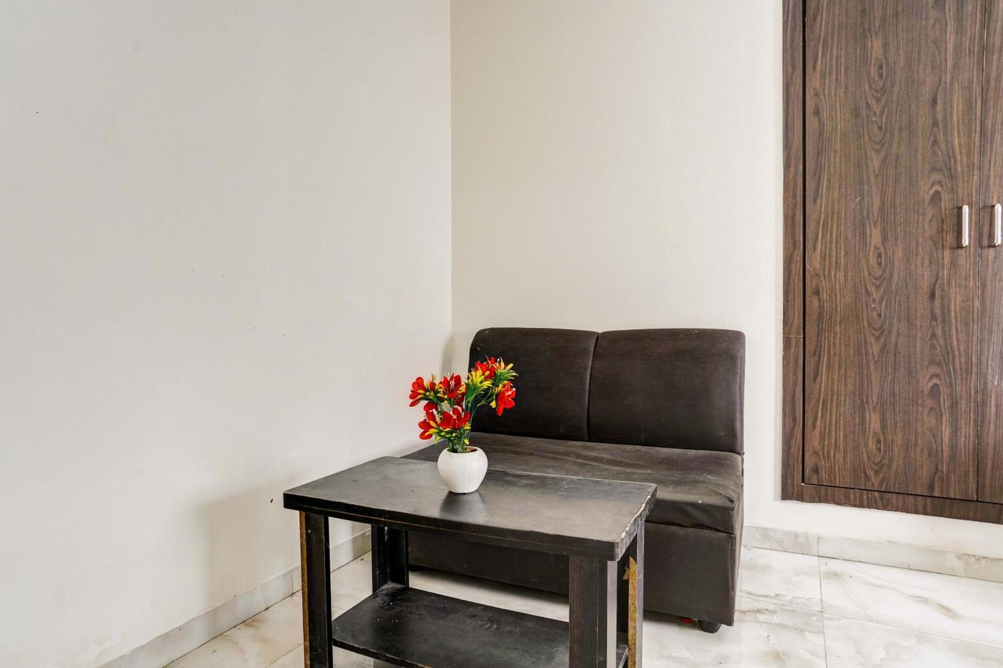 Super Hotel O Nashik Near Vijay Mamta Theatre Formerly Sahara Inn Dış mekan fotoğraf