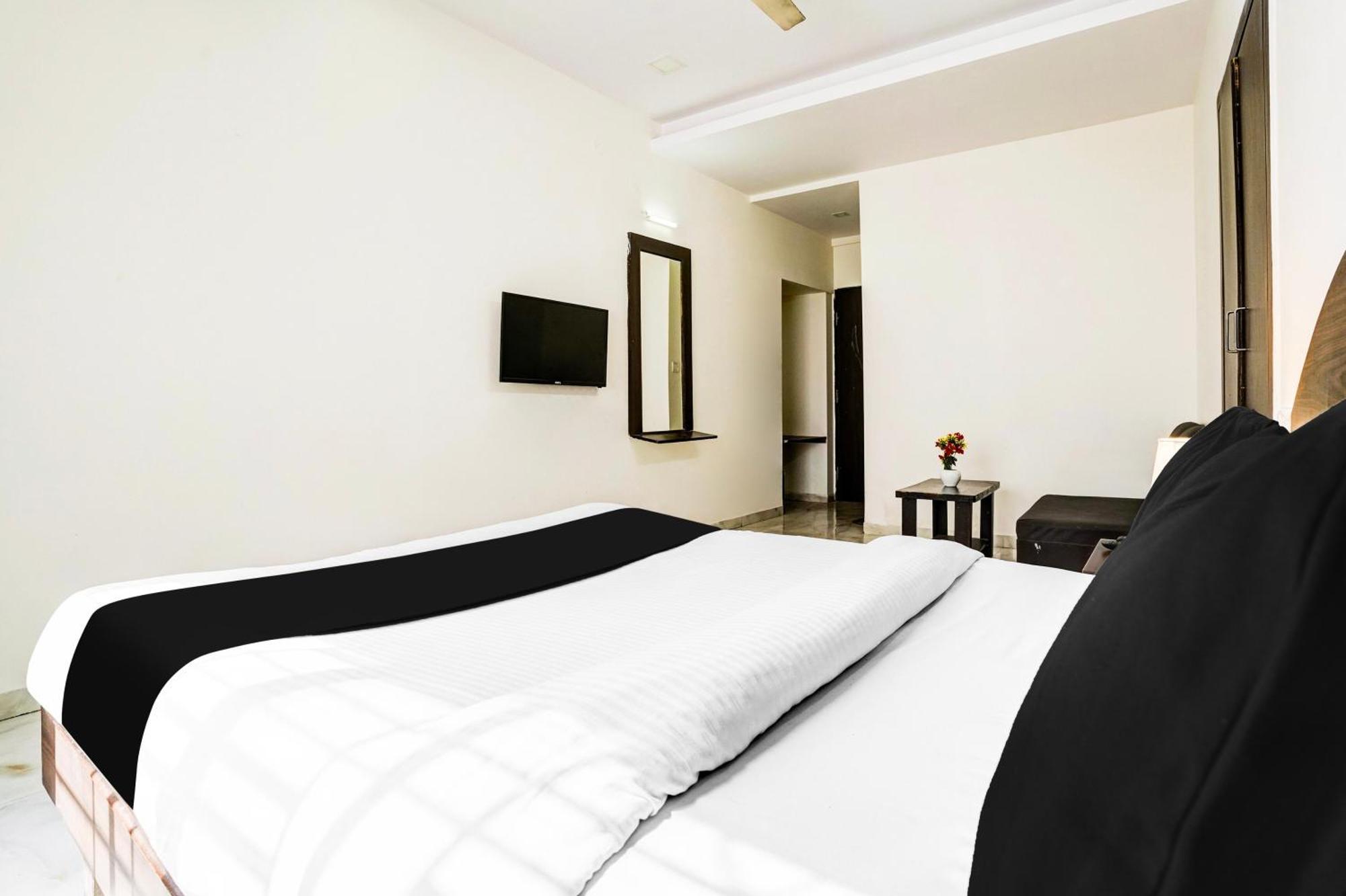 Super Hotel O Nashik Near Vijay Mamta Theatre Formerly Sahara Inn Dış mekan fotoğraf